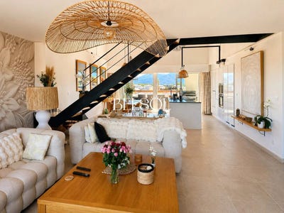 /international/fr/saint-cyprien-rhone-310107648072/