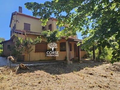 /international/fr/penta-di-casinca-corsica-310108521083/