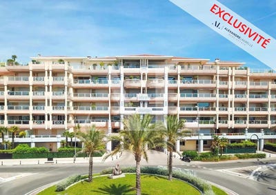 /international/fr/golfe-juan-provence-alpes-cote-d-azur-310101445102/?lang=id