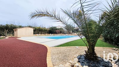 /international/fr/lezan-centre-val-de-loire-310097284713/