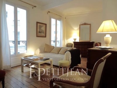 /international/fr/paris-16th-paris-310120035067/