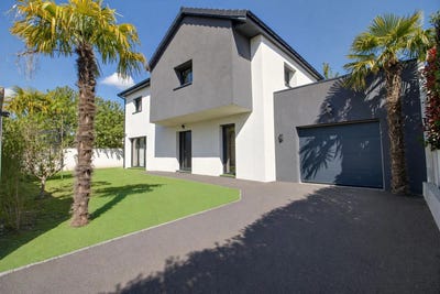 /international/fr/saint-etienne-du-rouvray-upper-normandy-310108314968/