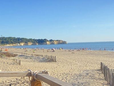 /international/fr/saint-georges-de-didonne-charente-310104803136/