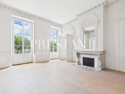 /international/fr/bordeaux-aquitaine-310108465851/