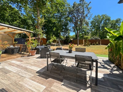 /international/fr/soullans-pays-de-la-loire-310109308879/