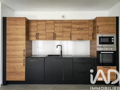 /international/fr/bassens-rhone-310107640966/