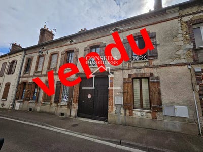 /international/fr/villeneuve-sur-yonne-burgundy-310097271946/?lang=zh-tw