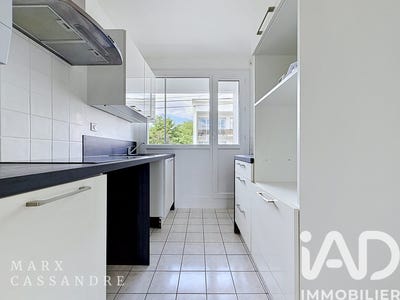 /international/fr/lorient-brittany-310109077212/?lang=id