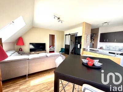 /international/fr/noyal-sur-vilaine-brittany-310098288753/