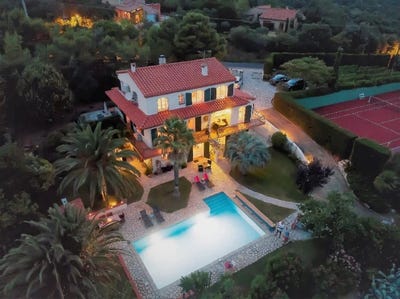 /international/fr/banyuls-dels-aspres-languedoc-roussillon-310103008503/