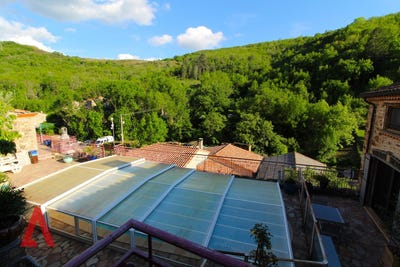 /international/fr/avene-languedoc-roussillon-310108291359/