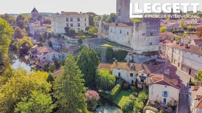 /international/fr/bourdeilles-aquitaine-310100826730/?lang=en