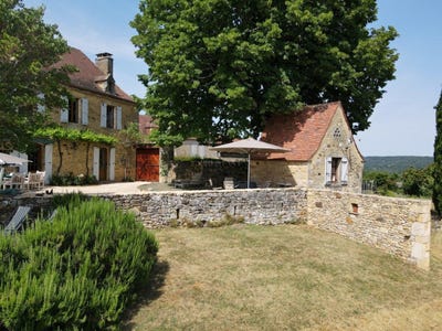 /international/fr/domme-aquitaine-310101863440/