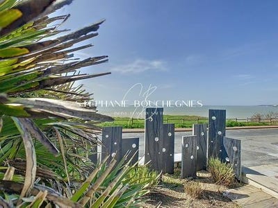 /international/fr/saint-georges-de-didonne-charente-310108137055/