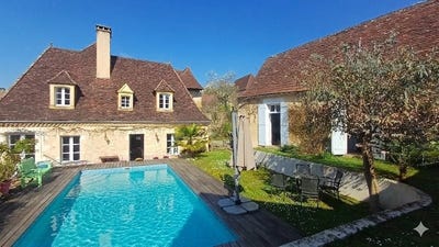 /international/fr/le-bugue-aquitaine-310106711372/