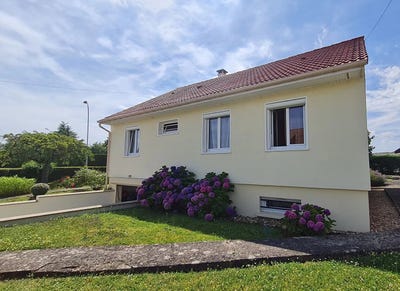 /international/fr/maintenon-centre-val-de-loire-120094567470/