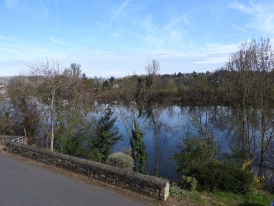 /international/fr/douelle-midi-pyrenees-310107582616/