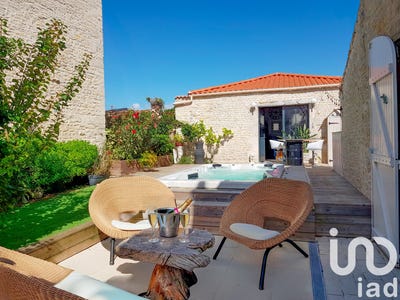/international/fr/saint-medard-d-aunis-charente-310106162667/