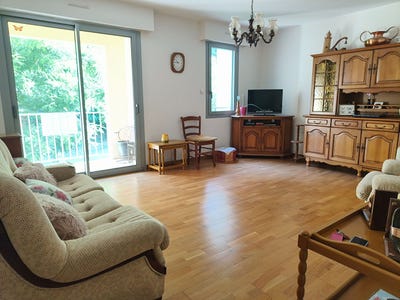 /international/fr/pontchateau-pays-de-la-loire-310108891719/