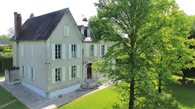 /international/fr/navarrenx-aquitaine-310108117840/