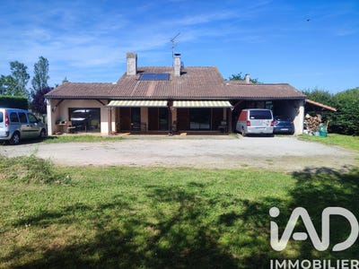 /international/fr/lacourt-saint-pierre-midi-pyrenees-310107971051/