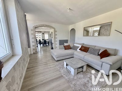 /international/fr/saint-vallier-rhone-310107176995/?lang=pt