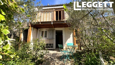 /international/fr/villaniere-languedoc-roussillon-310105829773/