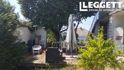 /international/fr/chalus-auvergne-310094807011/?lang=id