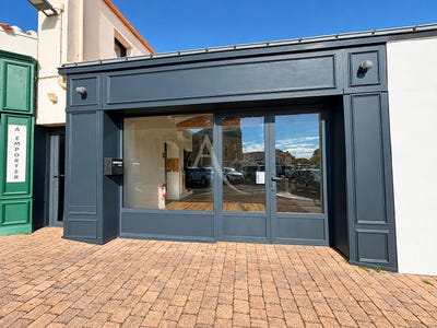 /international/fr/saint-gilles-croix-de-vie-pays-de-la-loire-310120045782/