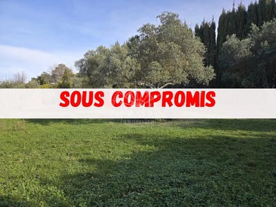 /international/fr/lagnes-provence-alpes-cote-d-azur-310120541257/