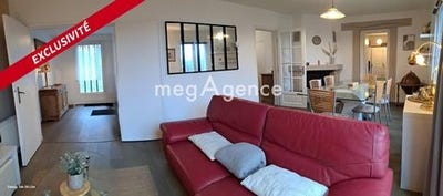 /international/fr/mont-dol-brittany-310105349208/