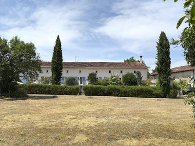 /international/fr/saint-romain-charente-310101472715/