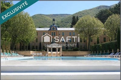 /international/fr/montbrun-les-bains-rhone-310101515367/?lang=en