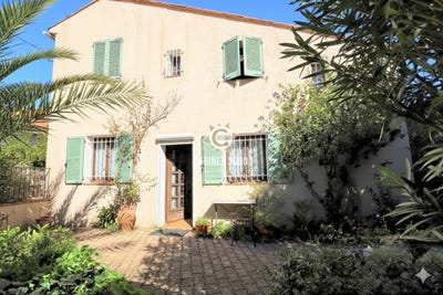 /international/fr/toulon-charente-310106691396/