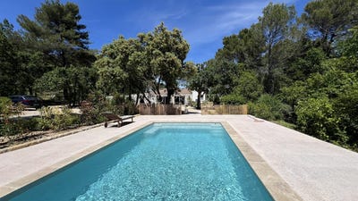 /international/fr/rognes-provence-alpes-cote-d-azur-310108596595/