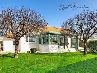 /international/fr/pornic-pays-de-la-loire-310108375147/