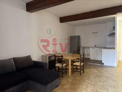 /international/fr/sainte-colombe-rhone-310098948657/