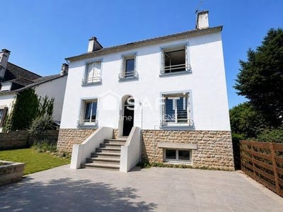 /international/fr/pont-croix-brittany-310108375221/