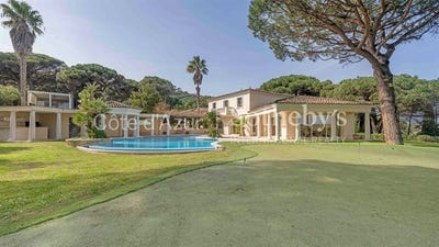 /international/fr/ramatuelle-provence-alpes-cote-d-azur-310108928323/