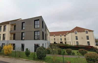 /international/fr/la-chapelle-en-serval-picardie-310103162122/
