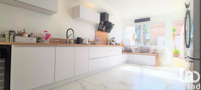 /international/fr/pezenas-languedoc-roussillon-310101032572/?lang=zh-cn