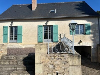 /international/fr/joue-les-tours-centre-val-de-loire-120097944151/