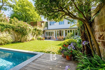 /international/fr/bordeaux-aquitaine-310108430862/