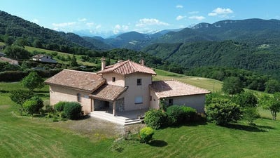 /international/fr/saint-girons-midi-pyrenees-310107950311/