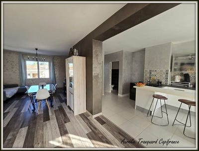 /international/fr/saintes-charente-310099971780/
