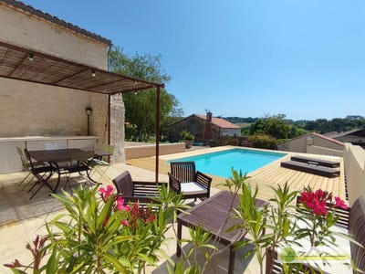 /international/fr/ronsenac-charente-310103539264/