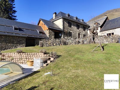/international/fr/bagneres-de-luchon-midi-pyrenees-310097308025/?lang=en