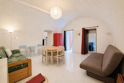 /international/fr/belgodere-corsica-310107887615/