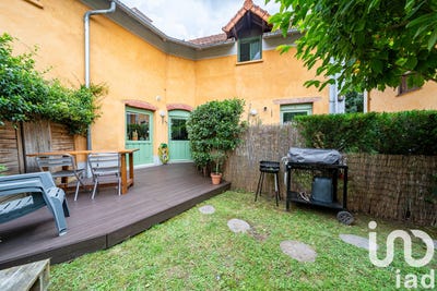/international/fr/villebon-sur-yvette-ile-de-france-310098813632/