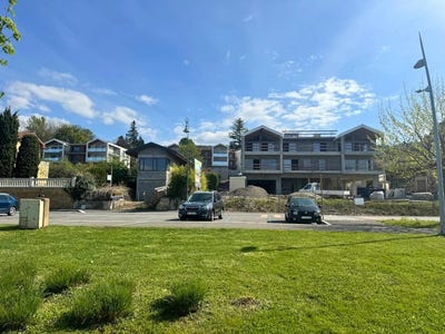 /international/fr/evian-les-bains-rhone-120086449807/
